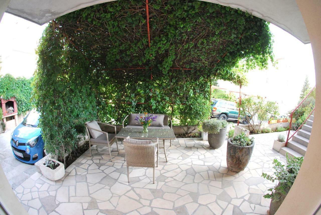 Apartman Ruzica Makarska Ngoại thất bức ảnh