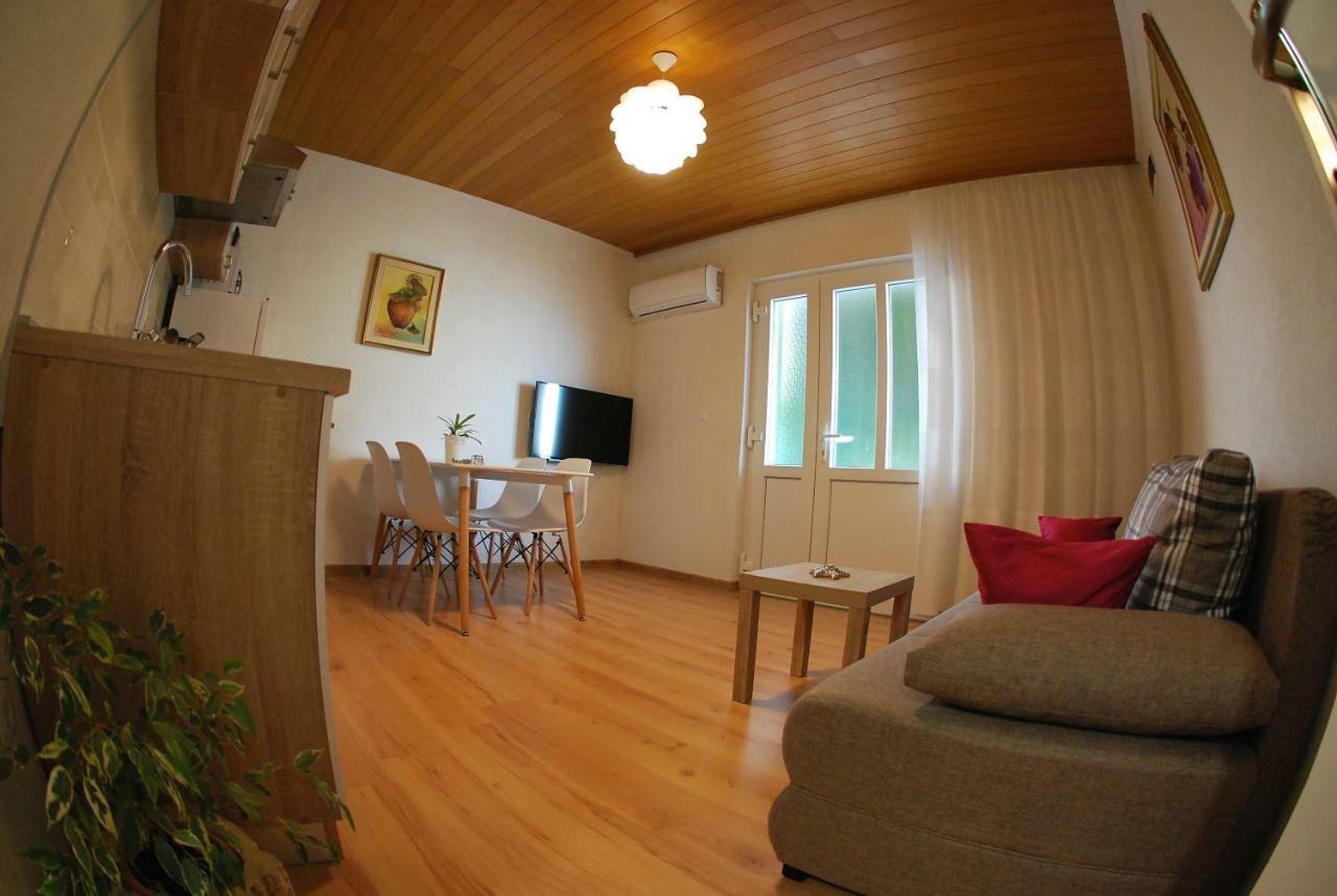 Apartman Ruzica Makarska Ngoại thất bức ảnh