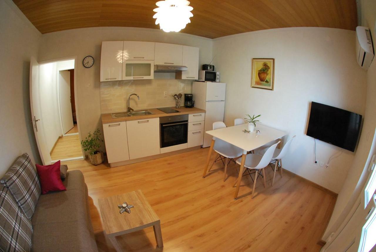 Apartman Ruzica Makarska Ngoại thất bức ảnh